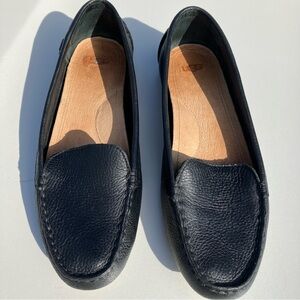 UGG Women’s Flores Leather Loafers